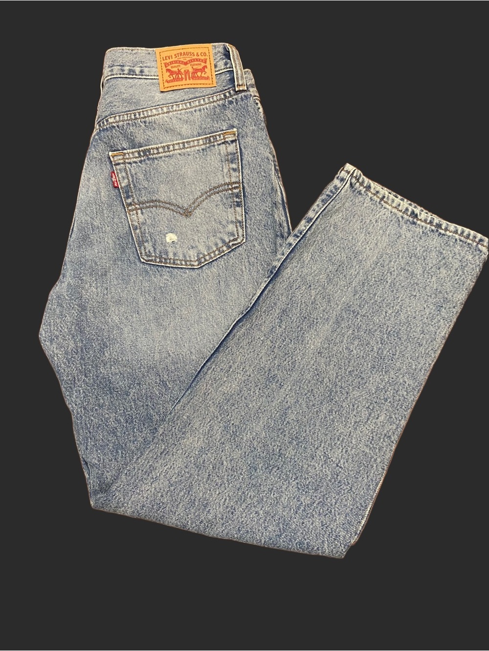 Levi's '94 ripped baggy jeans in a light blue denim wash. Size 29 - Picture 9 of 14